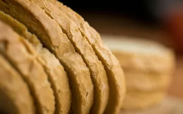 Best Gluten-Free Bread Brands of 2026: A Buyer's Guide