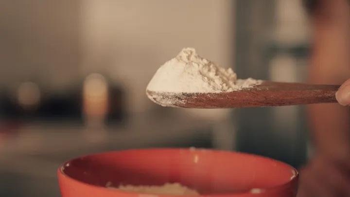 Best Gluten-Free Flour for Baking (2026 Ranked Guide)