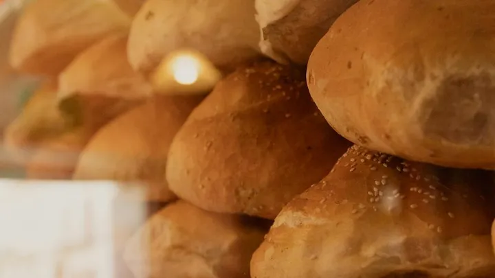 Bolillo: The Crusty Mexican Bread Recipe (French Origin)