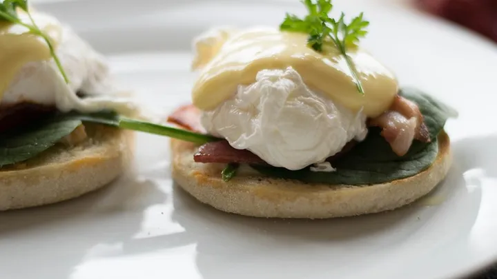 English Muffins Recipe: Nooks and Crannies from Scratch