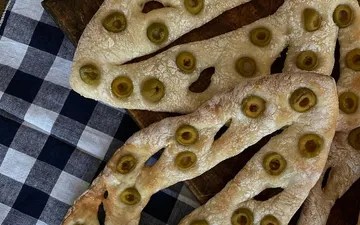 Fougasse and Epi: Decorative French Bread Shapes (Visual Tutorial)