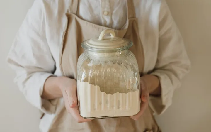 How to Make a Sourdough Starter from Scratch
