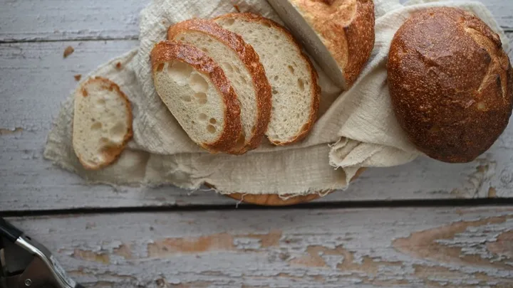 Low-FODMAP Sourdough: What the Fermentation Research Shows