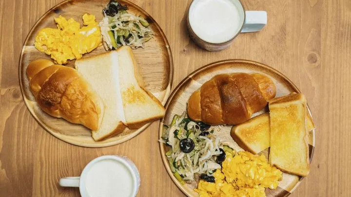 Japanese Milk Bread (Shokupan): The Softest Loaf