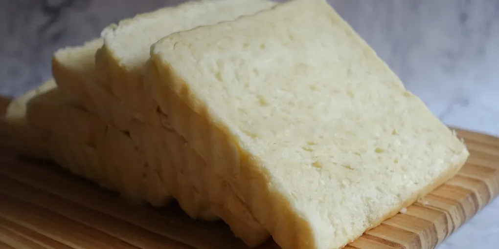 Homemade Sandwich Bread Recipe (Soft, Sliceable)