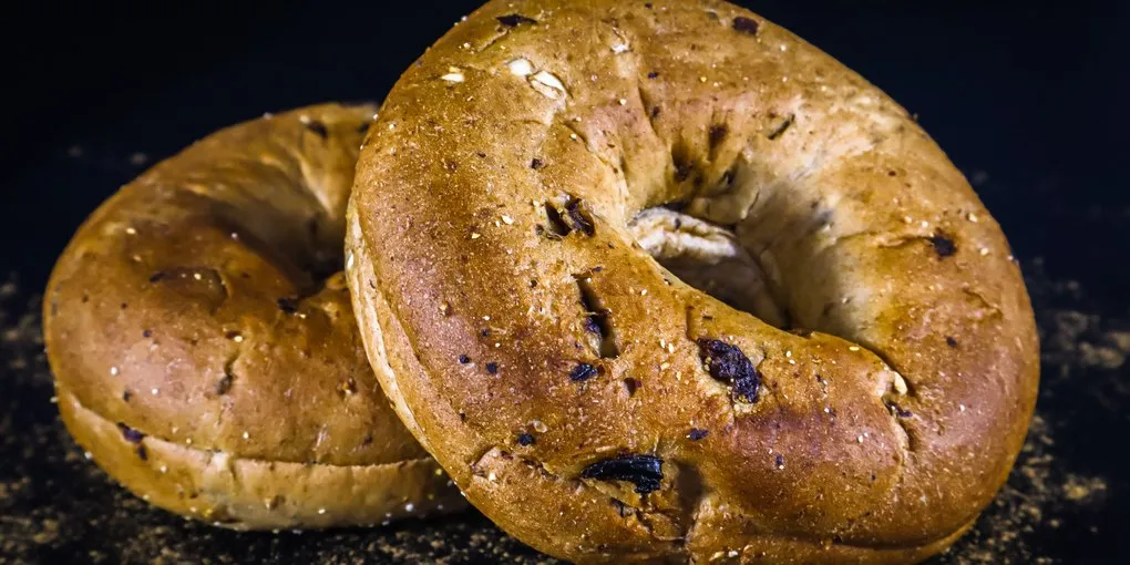 Sourdough Bagel Recipe: Chewy, Boiled, Overnight