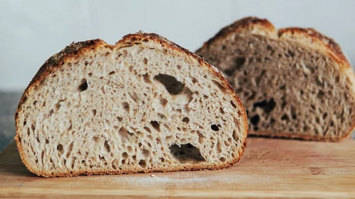 Sourdough Health Benefits: What Fermentation Actually Changes
