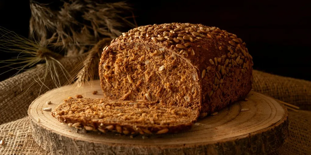 Spelt Bread Guide: Hydration, Mixing, and Ferment Rules