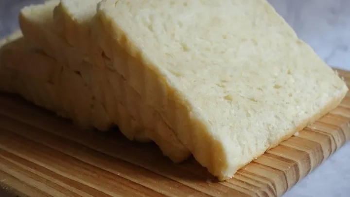 Tangzhong Method Explained: The Water Roux for Softer Bread