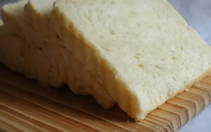Tangzhong Method Explained: The Water Roux for Softer Bread