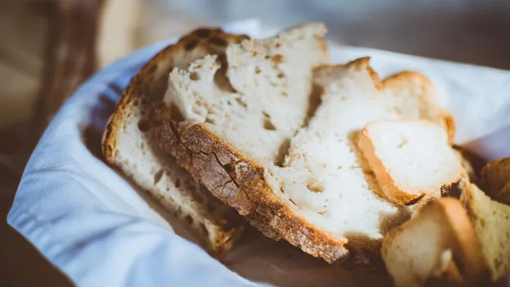 Why Bread Goes Stale (It's Not Drying Out)